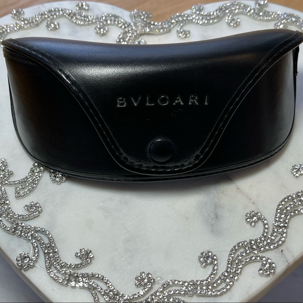 BVLGARI Authentic holding sunglasses case